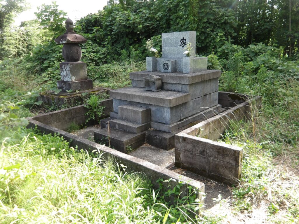 大分 大分市 石材 お墓 墓石 お墓じまい お墓の解体工事 お墓の引越し