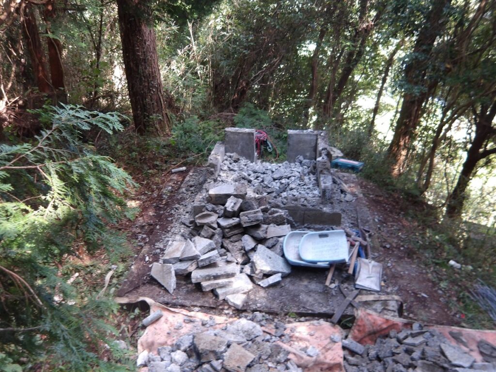 大分　豊後大野市　お墓　墓石　お墓じまい　お墓の解体工事