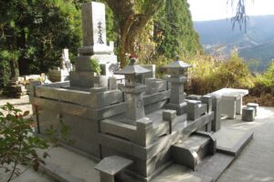 大分　大分市　由布市　お墓　墓石　建立　石材加工　メンテナンス　洗浄　目地入れ