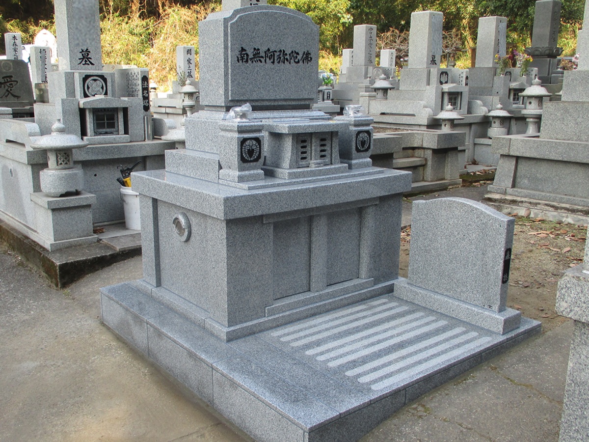 大分県　大分市　由布市 　お墓　墓石　洋墓　石材　建立　霊園　寺院