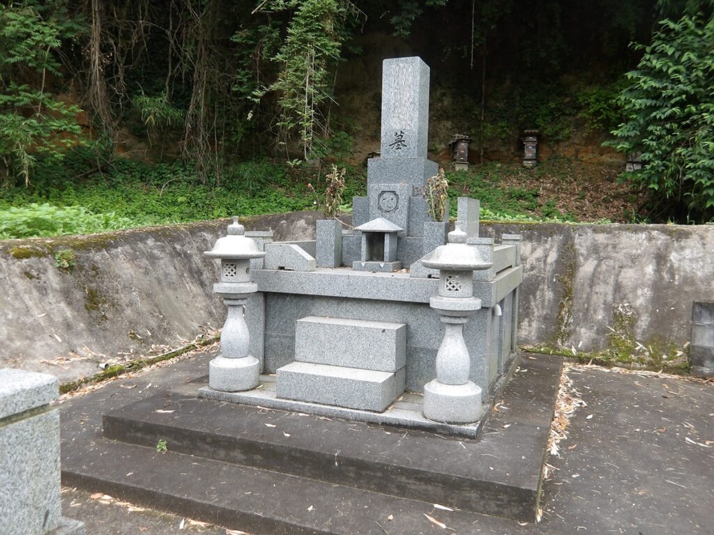 大分 大分市 石材 お墓 墓石 霊園 寺院墓地 お墓じまい お墓の解体工事 お墓の引越し 改葬