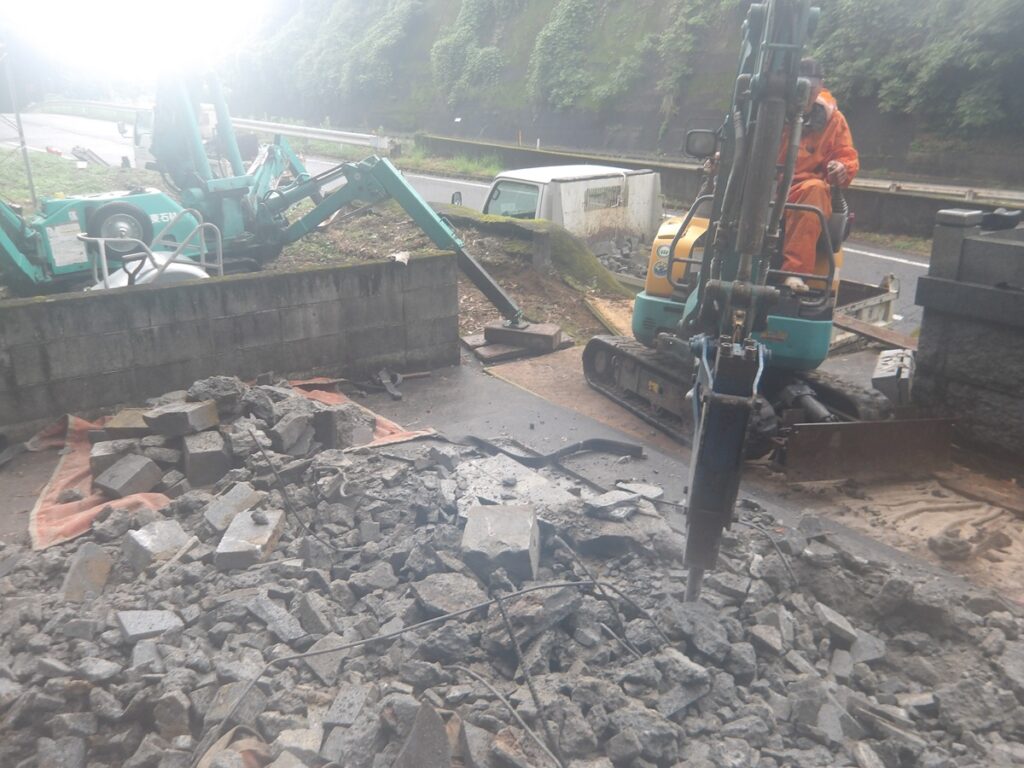 大分 大分市 石材 お墓 墓石 霊園 寺院墓地 お墓じまい お墓の解体工事 お墓の引越し 改葬