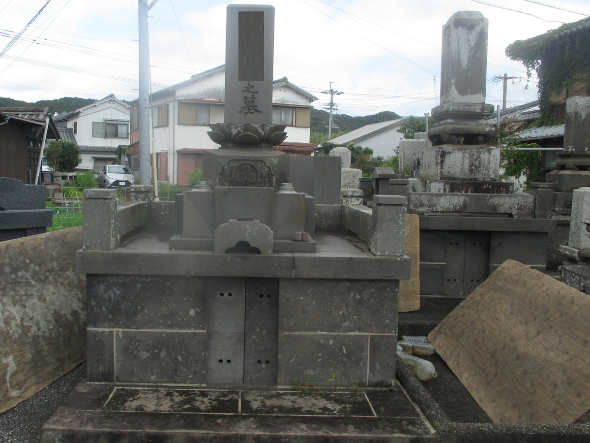 大分　大分市　石材　お墓　墓石　霊園　寺院墓地　お墓じまい　お墓の解体工事 お墓の引越し　改葬